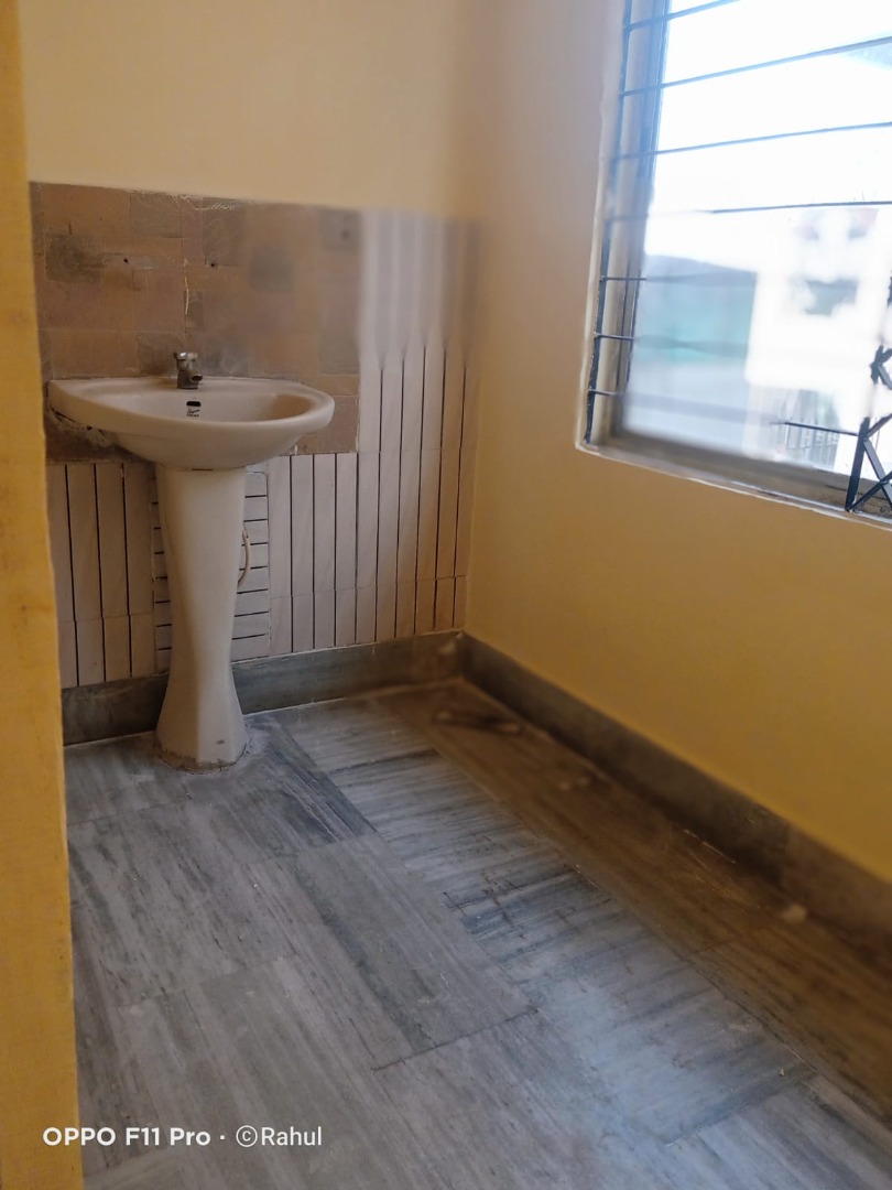 Unfurnished 2bhk in Ulubari, Guwahati, Assam, India for Rent